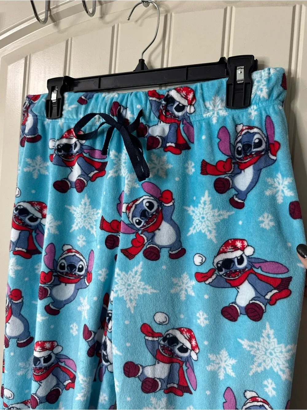 3/for $15 🍒 STITCH Lilo & Stitch Holiday Fleece Pajama Pants (Women’s Medium) - Picture 4 of 8